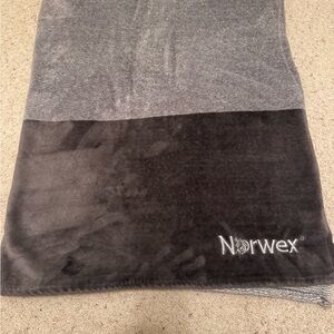 Norwex Two-Tone Gray and Black Reversible Towel
